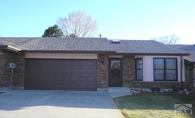 1st image of 7 Windbridge Ln