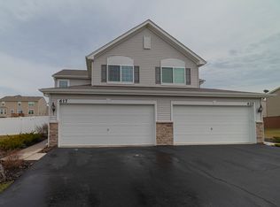 617 Vine St, Hampshire, IL 60140