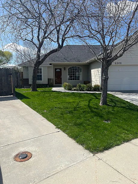 3 bed, 1238 sqft, $2,175 — Photo 2