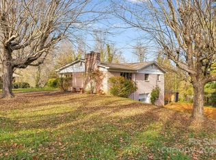 204 Providence Rd, Asheville, NC 28806