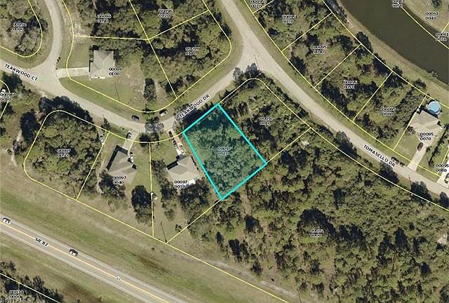 1st image of 126 Teakwood Dr