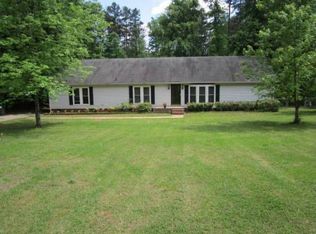 312 Rutledge Rd, Mount Holly, NC 28120