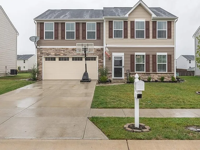1199 Prem Pl — Photo 1