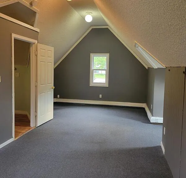 401 Central Ave — Photo 25