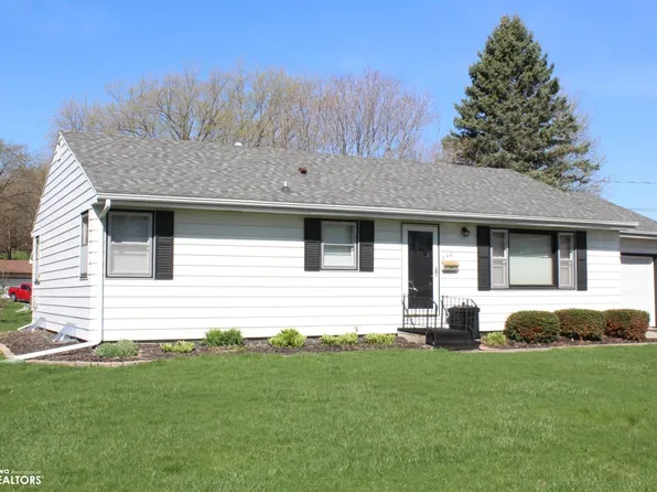 446 N Best St, Forest City, IA 50436