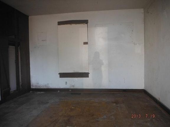 2nd image of 105 Church St