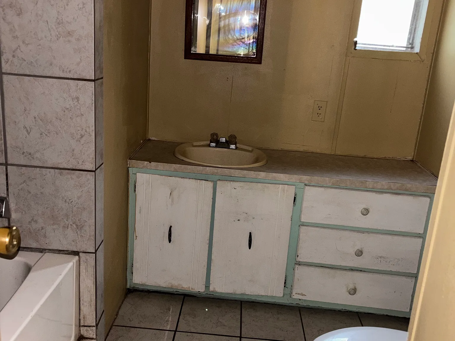 2 bed, $1,200 — Photo 4