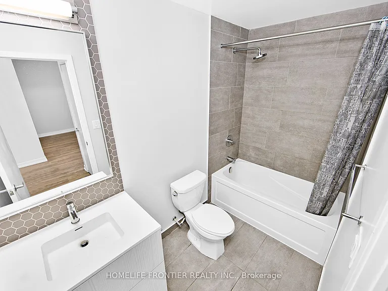 2520 Eglinton Ave W #1918 — Photo 14