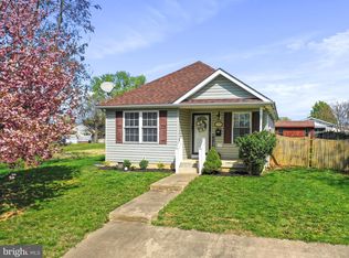 1318 Dixie Ave, Front Royal, VA 22630