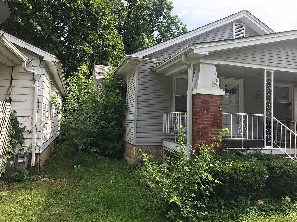 2nd image of 769 W Waggoner St