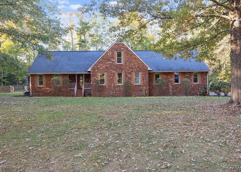 1st image of 5318 White Oak Dr