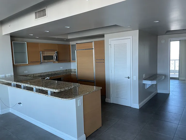 222 Karen Ave #4301 — Photo 12