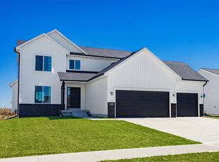 502 Prairie View Dr, Huxley, IA 50124