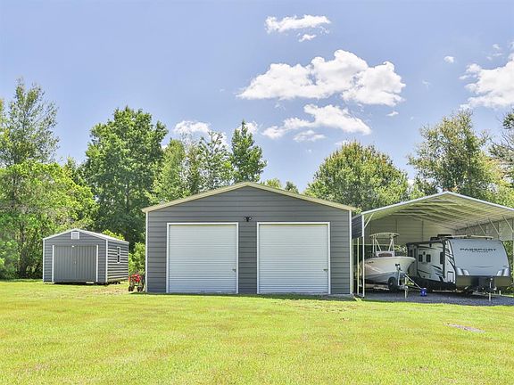 2nd image of 8700 Heather Dr