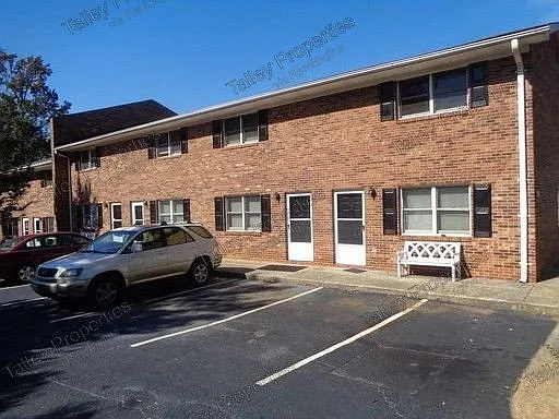 2033 Oakdale Rd #F