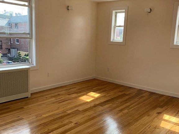 3rd image of 20-48 23rd St #2