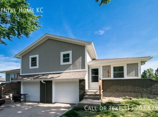 1016 W Ashbury St, Olathe, KS 66061