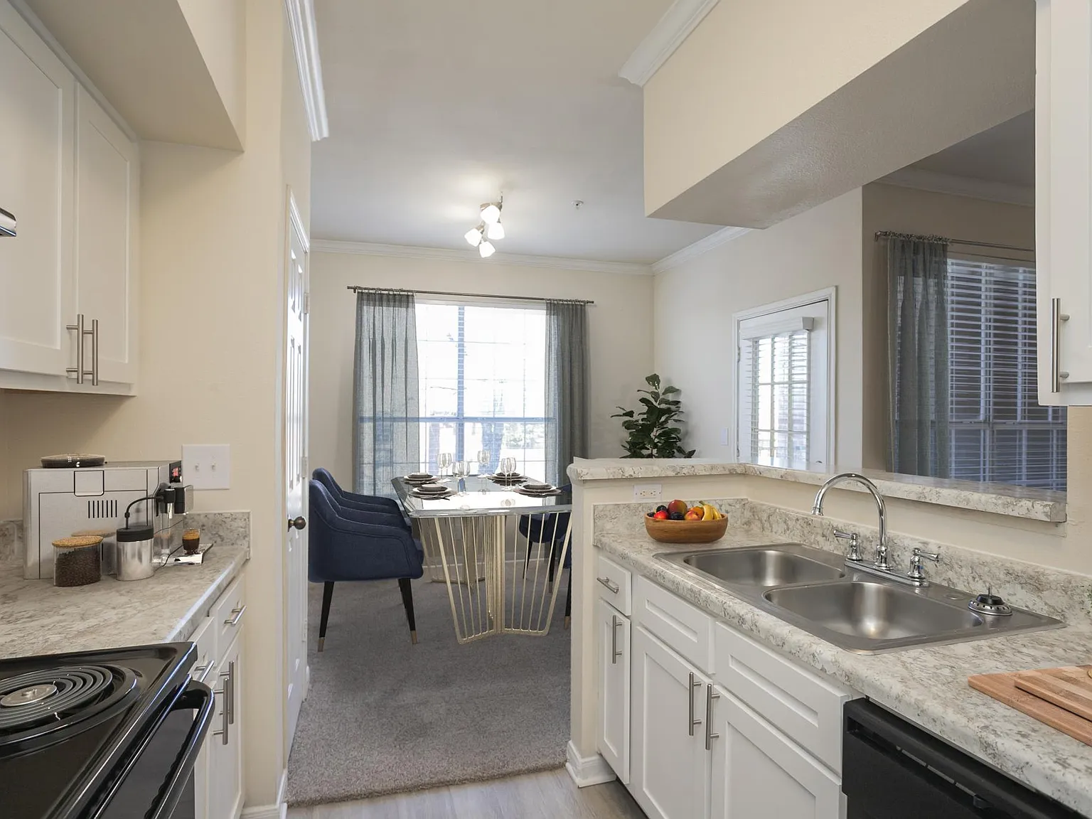 Pinnacle Heights — Photo 4