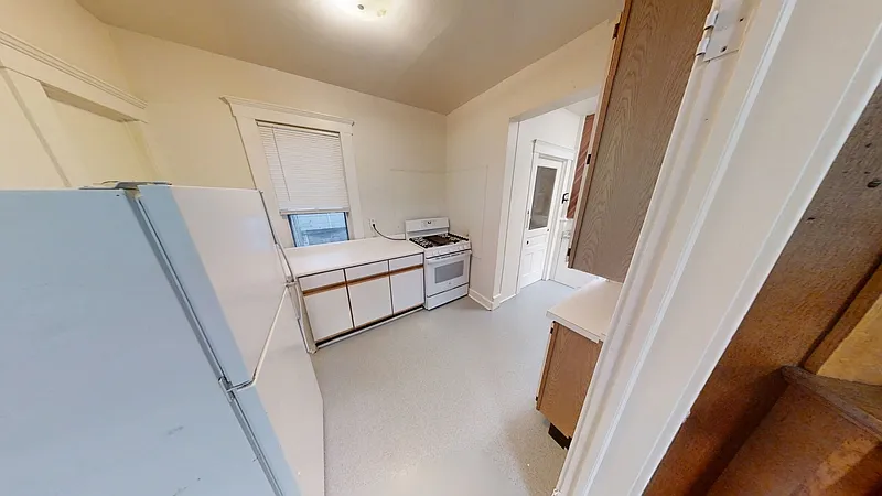1 bed, 1.0 bath, 72 sqft, $800 — Photo 4