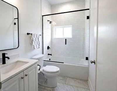 3121 N Harding Ave — Photo 8