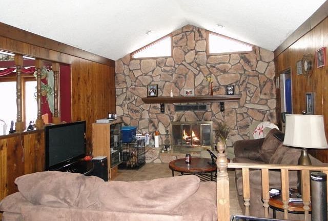 1st image of 13331 Paradise Dr