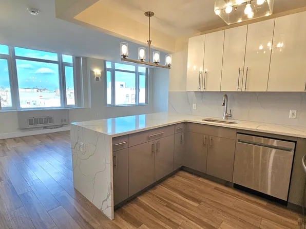 103-14 Northern Boulevard image 1 of 13