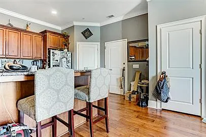 425 E McDonough St #310 — Photo 5