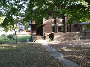 328 E Mulberry St, Watseka, IL 60970