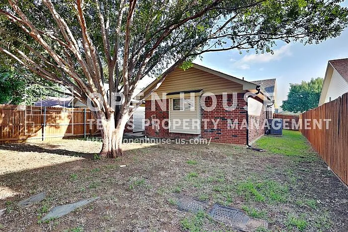 2845 London Ln — Photo 18