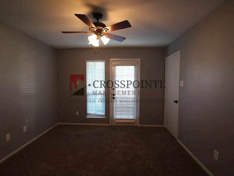 Heritage West Apartments — Photo 31