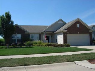 38427 Kingsbury Dr, North Ridgeville, OH