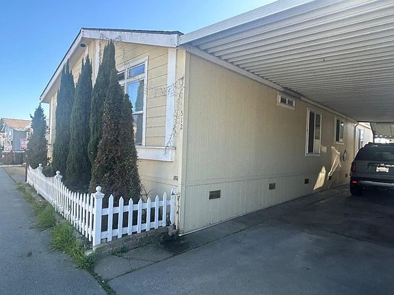2nd image of 49 Blanca Ln Space 512