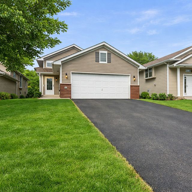 1st image of 141 Garner Cir