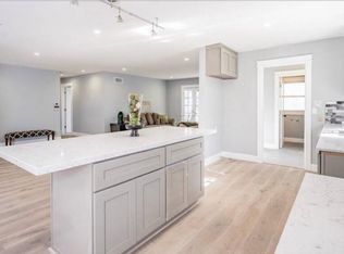 11256 Haskell Ave, Granada Hills, CA 91344