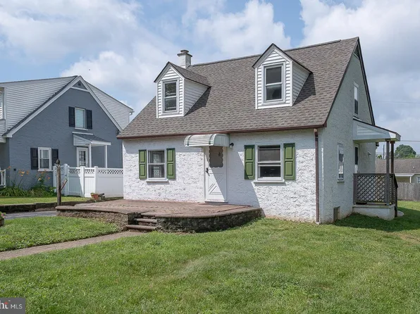 222 New St, Exton, PA 19341