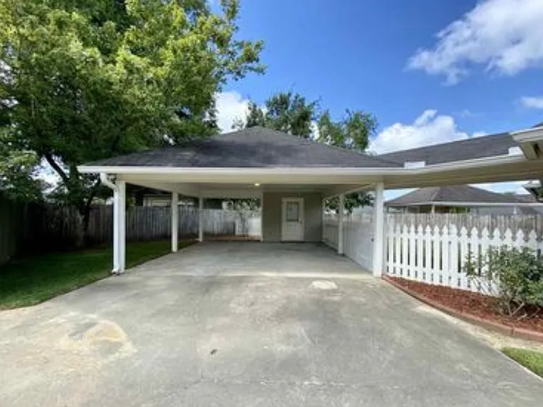 18531 Lake Tulip Ave — Photo 15