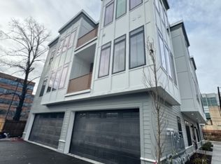 157 Everett St #207, Allston, MA 02134