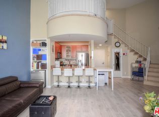 620 S Gramercy Pl APT 426, Los Angeles, CA 90005
