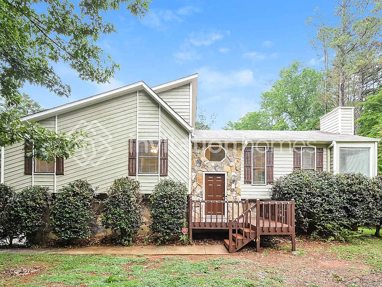 6198 Brookside Ln — Photo 1
