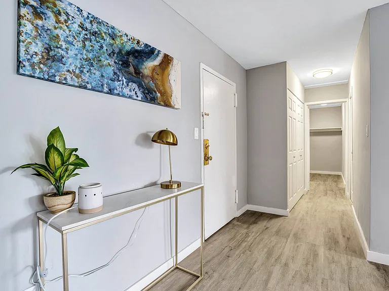 Woods Edge Apartment Homes — Photo 14