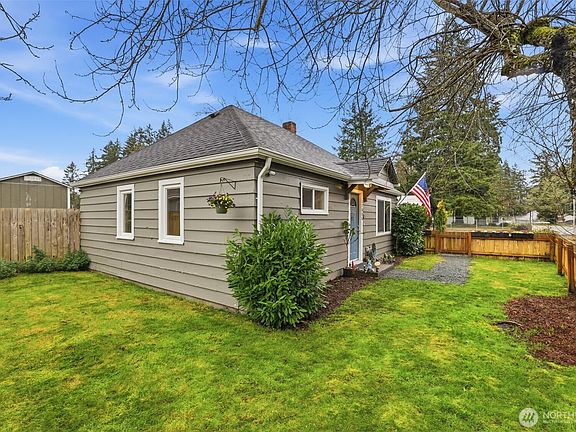 3rd image of 11606 Military Rd SW