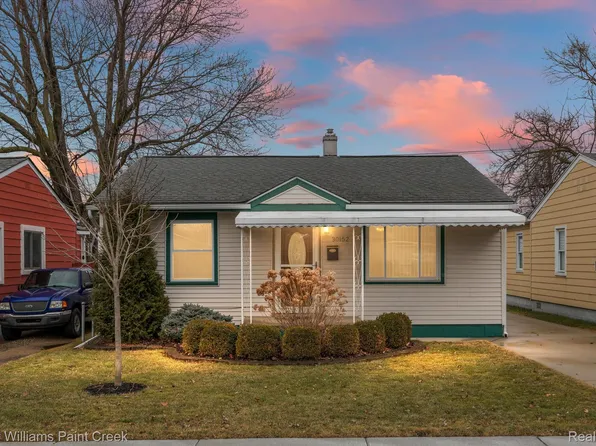 30152 Brush St, Madison Heights, MI 48071