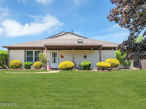 286 Greenwood Loop Road, Brick, NJ 08724