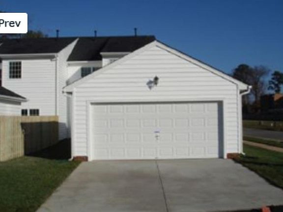 2nd image of 114 Park Pl