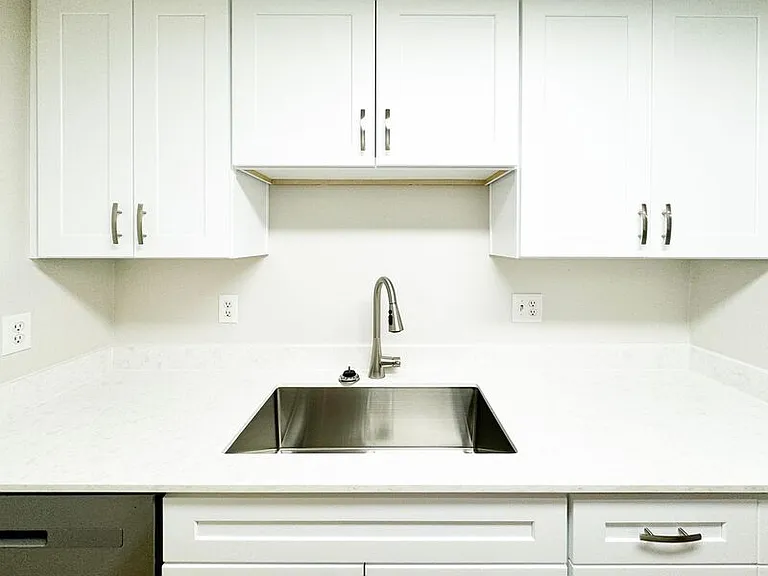 950 Patterson St #2 — Photo 8