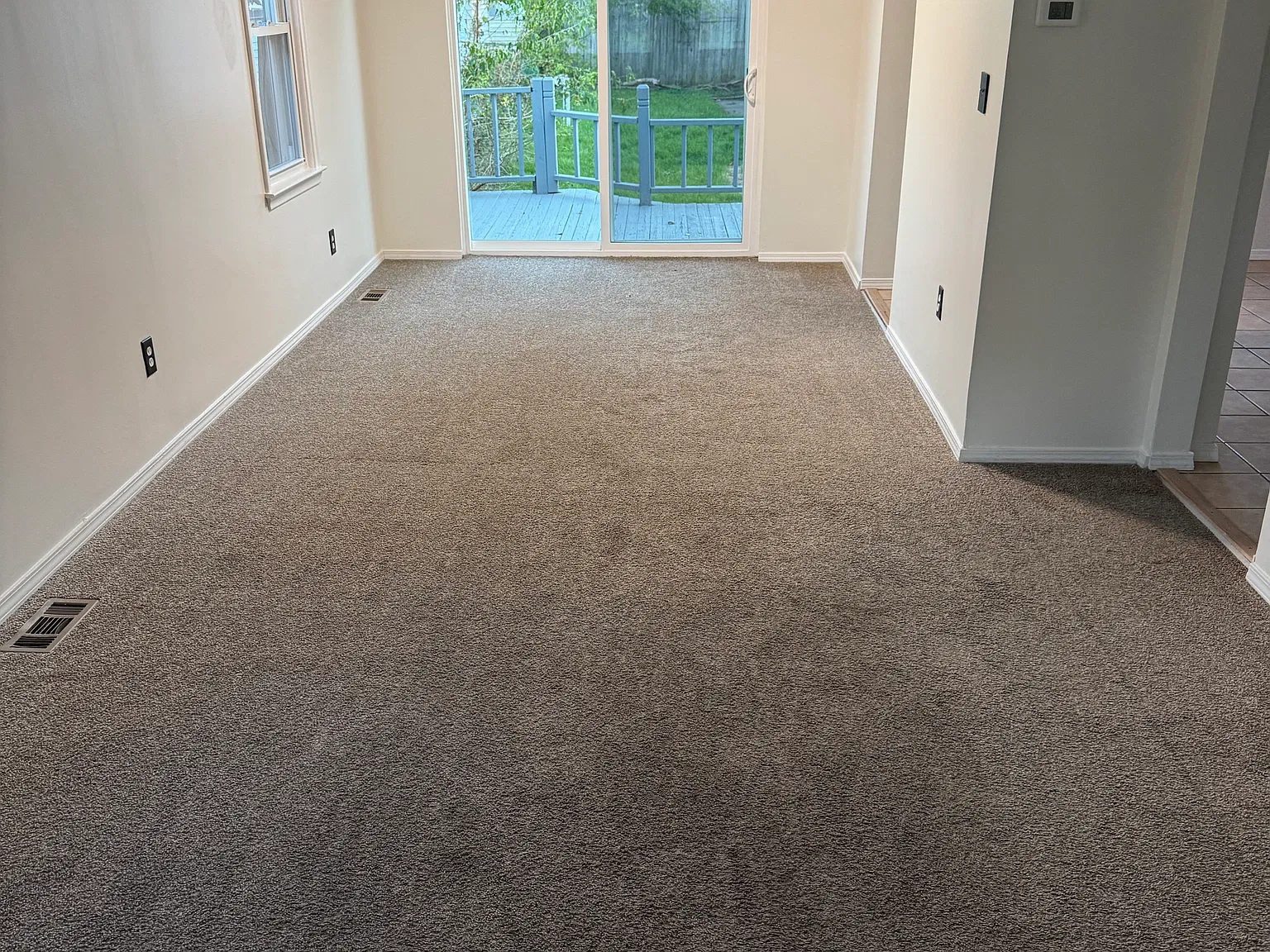 3 bed, 1150 sqft, $1,300 — Photo 4