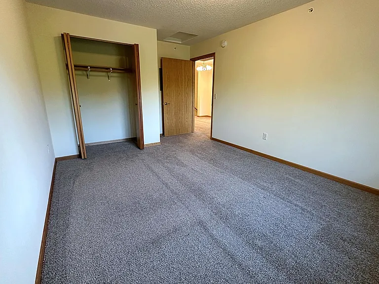 Arcade Estates West — Photo 36