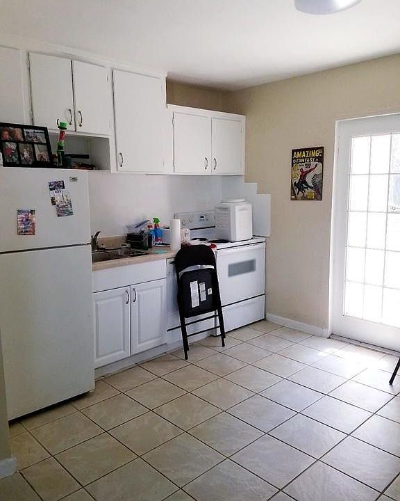 1st image of 2314 Dewey St