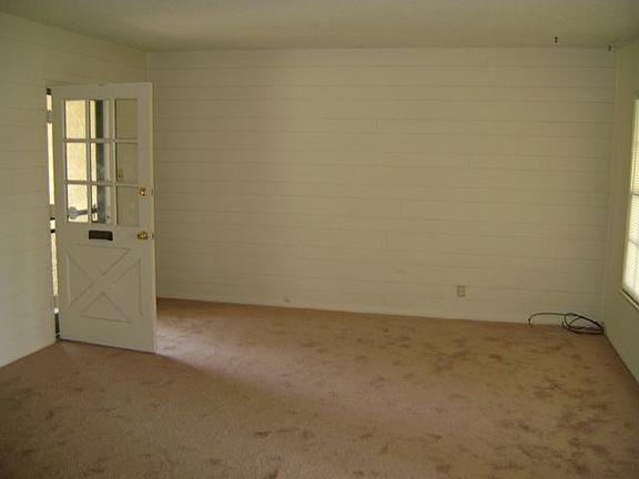 2nd image of 3543 Josie Ave