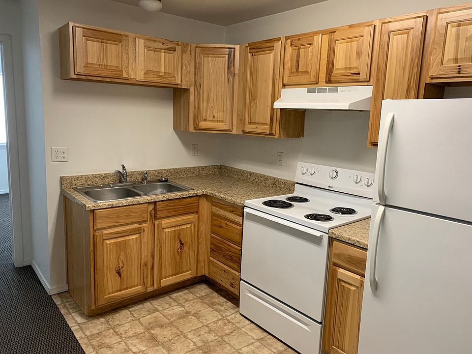 2nd image of 798 Falls Ave #105